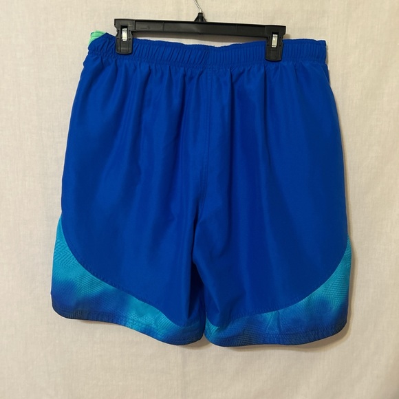 Nike Men's Blue and Green Athletic Shorts - Picture 5 of 5